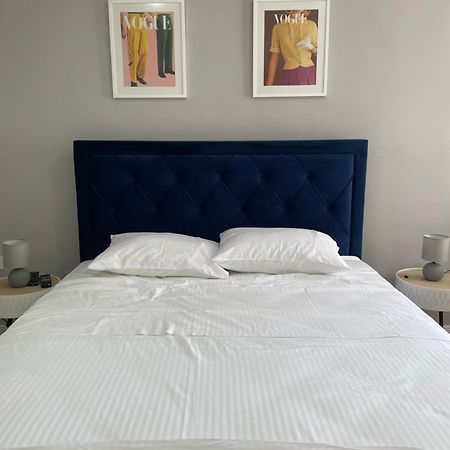 Vogue Apartment 采蒂涅 外观 照片