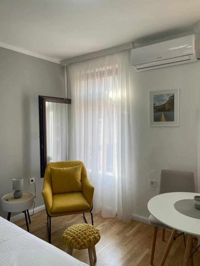 Vogue Apartment 采蒂涅 外观 照片
